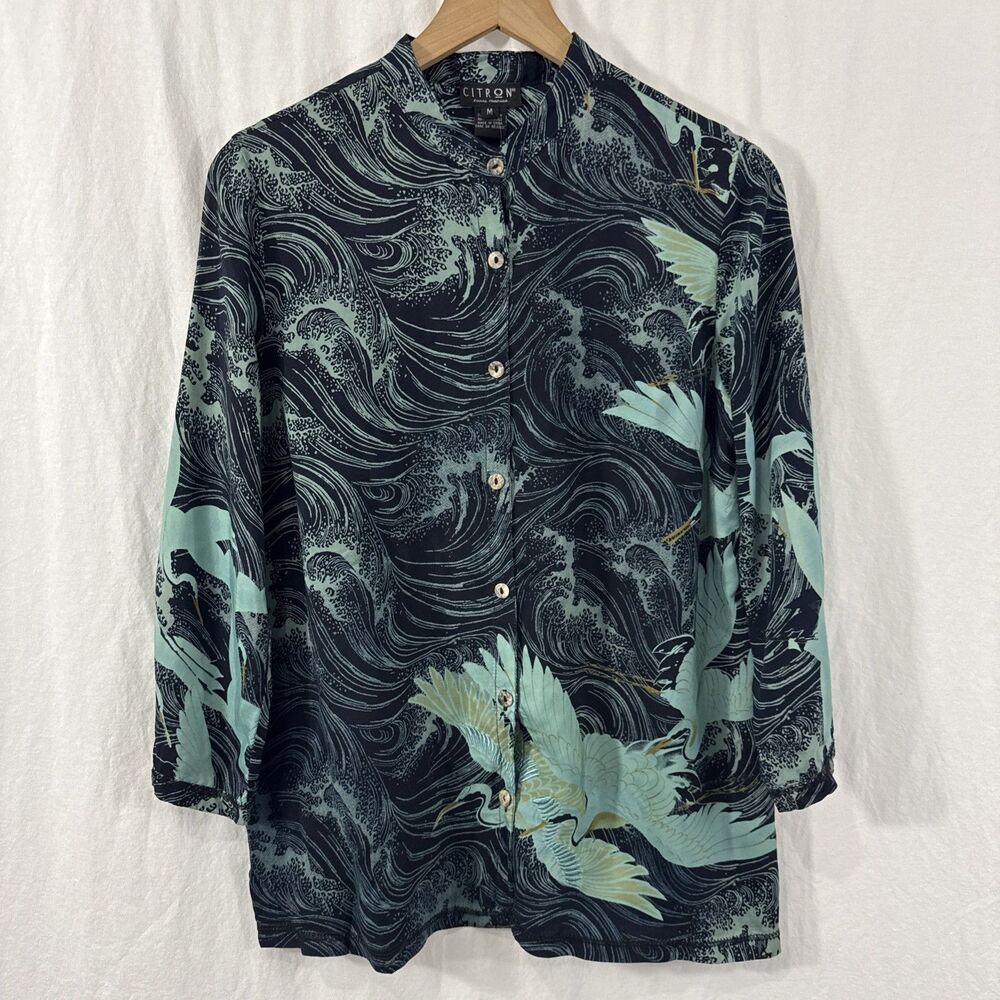 Citron Santa Monica Cranes & Waves Sueded Rayon Silk Like Button Top Sz M Artsy